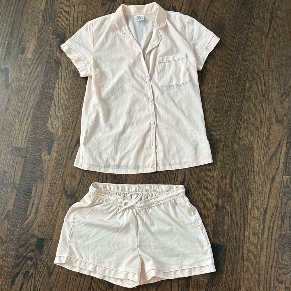 SS Weddings Blush Pink Pajama Set, short sleeve & shorts Size S
